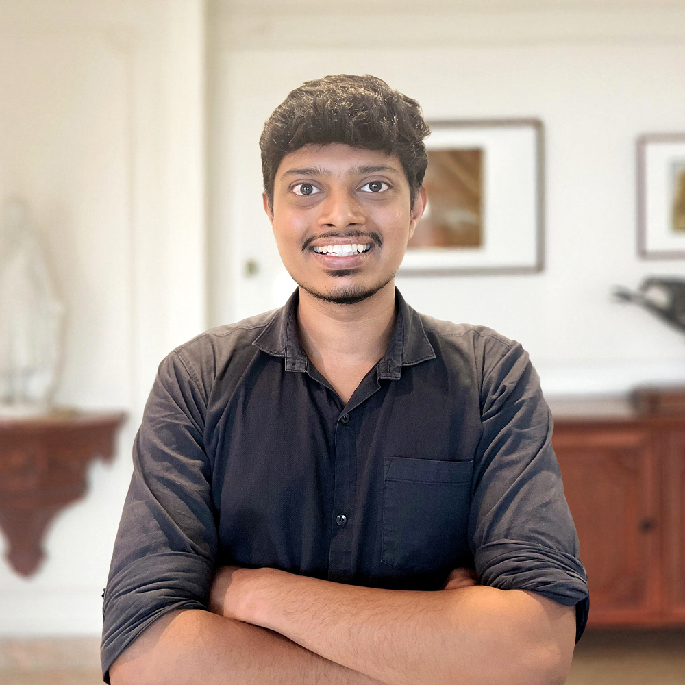 Mr. Shivjeet Suvarna